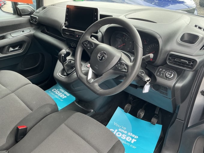 2025 Vauxhall Combo