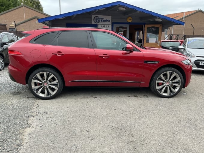 2025 Jaguar F-pace