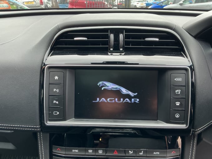2025 Jaguar F-pace