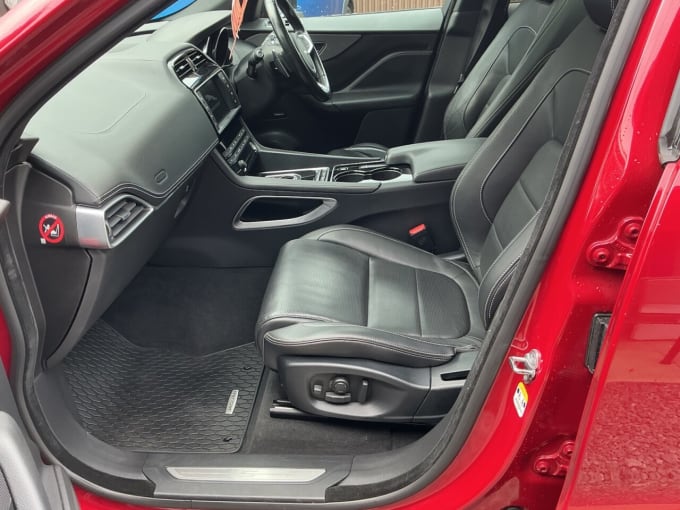 2025 Jaguar F-pace