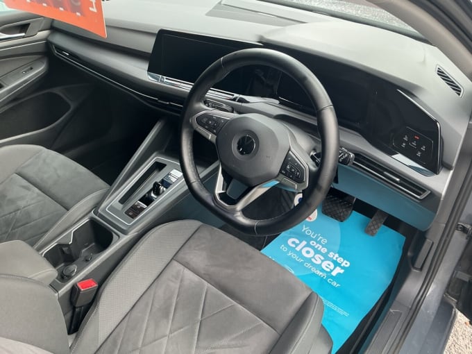 2025 Volkswagen Golf