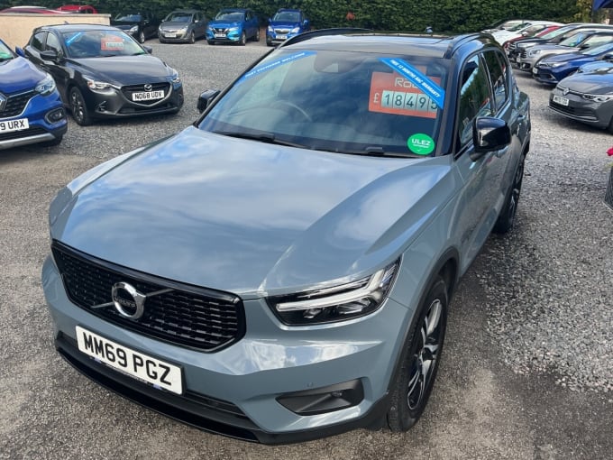 2025 Volvo Xc40