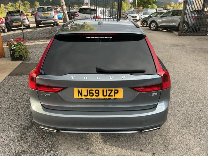 2019 Volvo V90