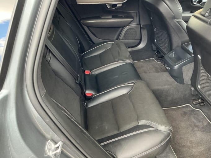 2019 Volvo V90