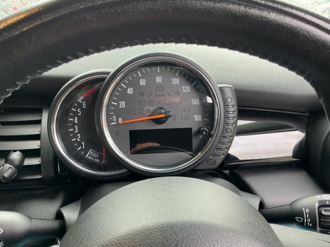 2025 Mini Hatch