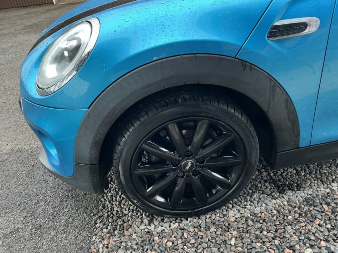 2025 Mini Hatch