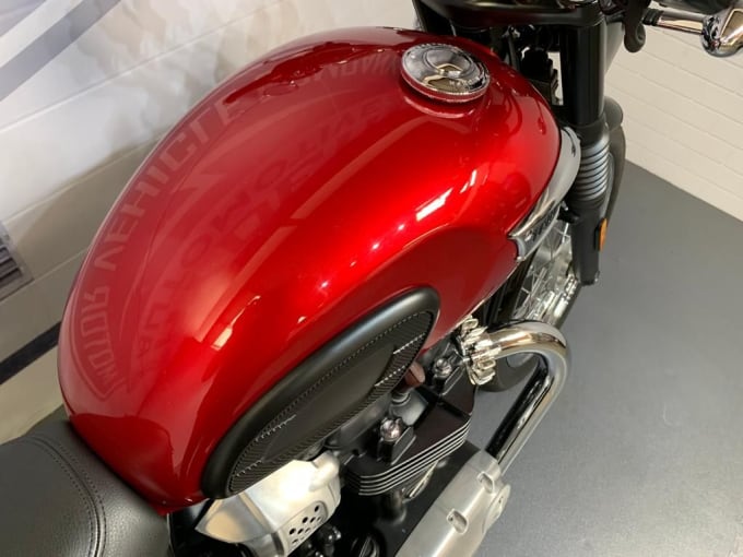 2021 Triumph Bonneville T100