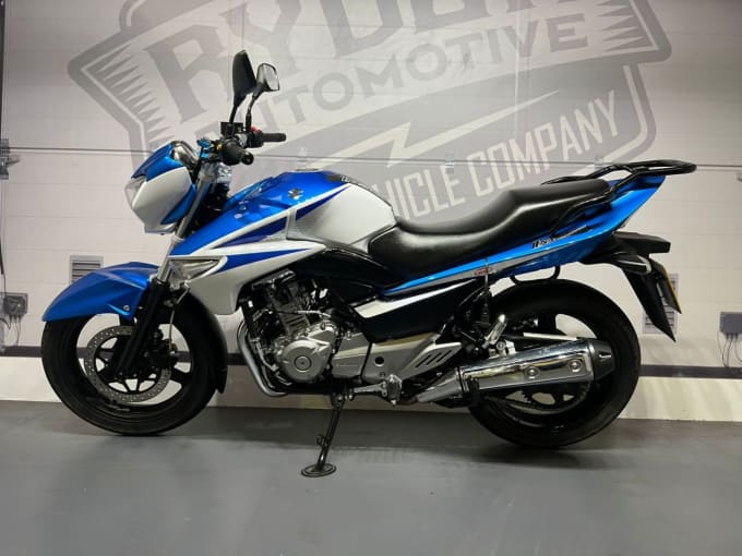 2015 Suzuki Inazuma