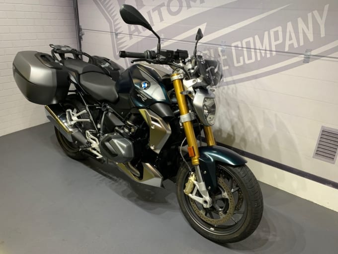 2025 BMW R1250r