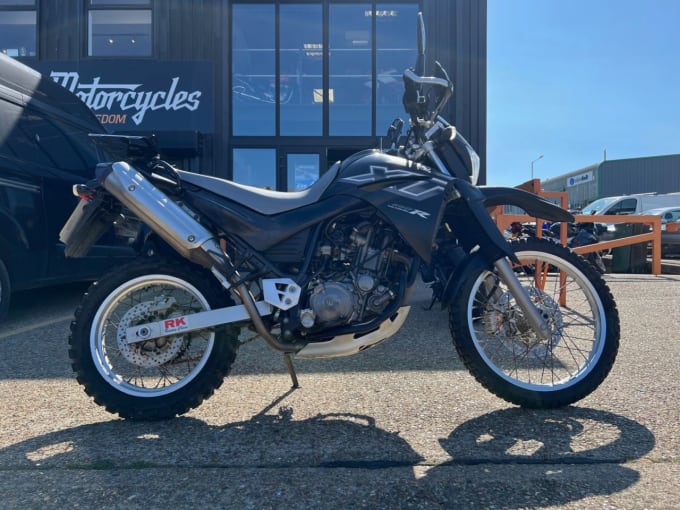 2024 Yamaha Xt660r