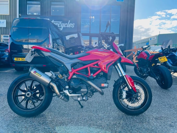 2024 Ducati Hypermotard