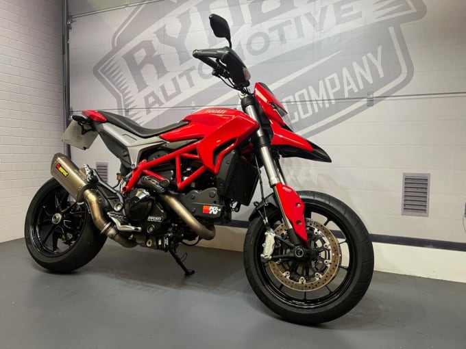 2025 Ducati Hypermotard