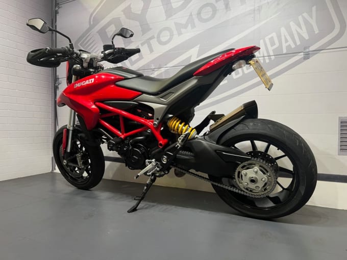 2025 Ducati Hypermotard