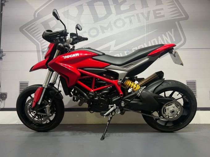 2025 Ducati Hypermotard