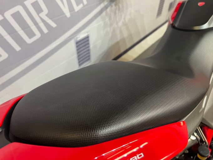 2025 Ducati Hypermotard