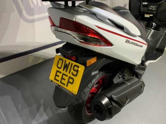 2025 Suzuki Burgman 400