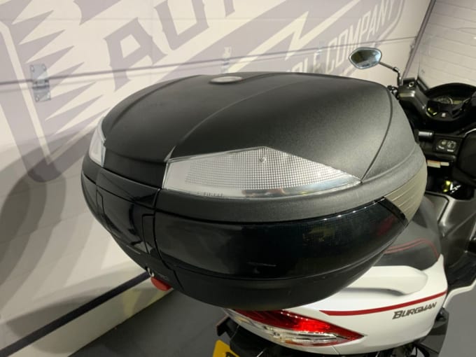 2025 Suzuki Burgman 400