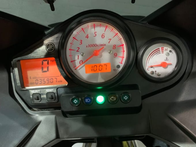 2025 Yamaha Tdm900