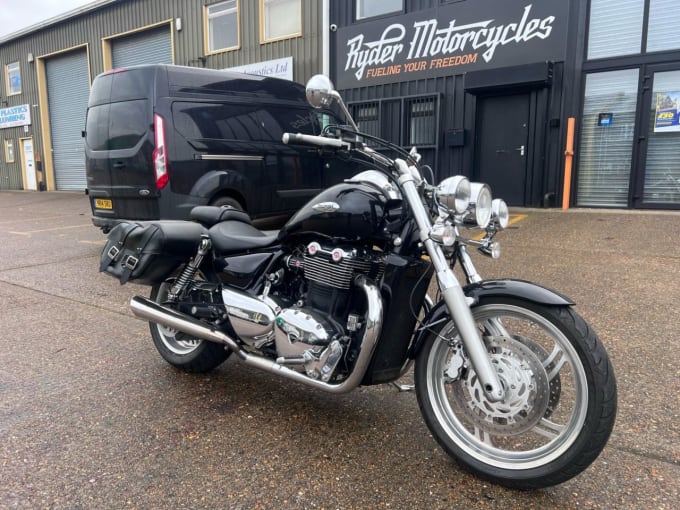2025 Triumph Thunderbird 1600