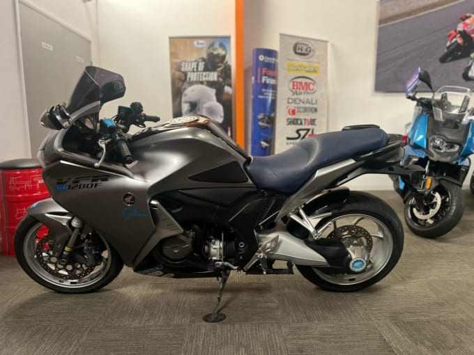 2025 Honda Vfr1200f