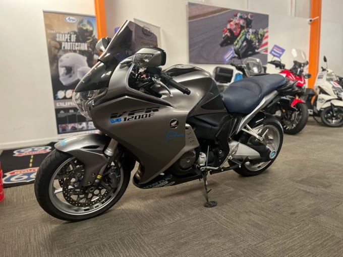 2025 Honda Vfr1200f
