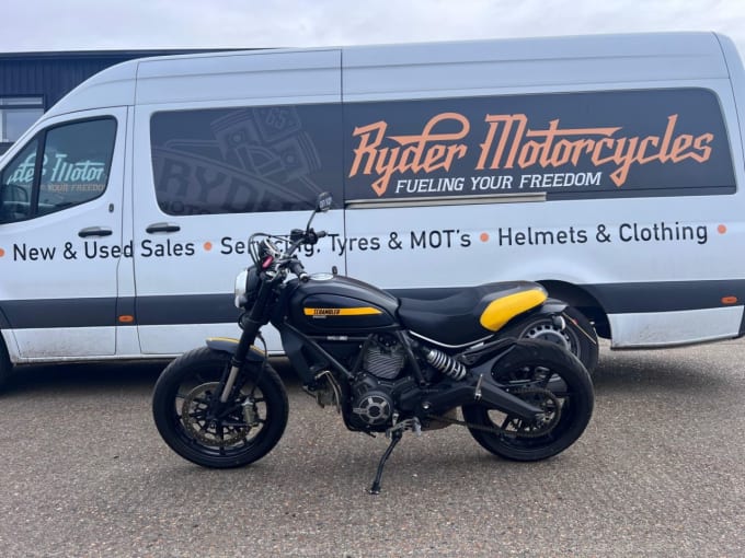 2025 Ducati Scrambler 800