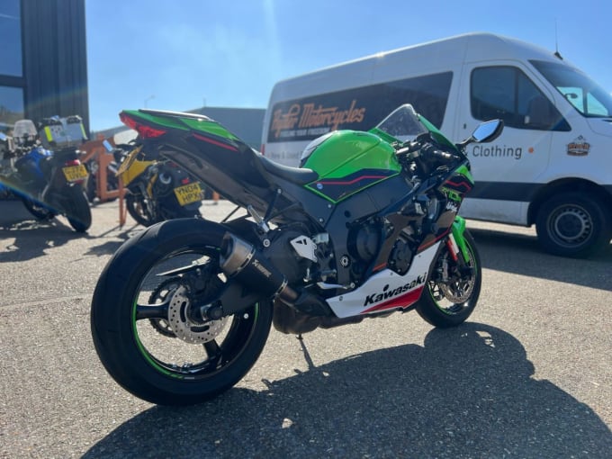 2025 Kawasaki Ninja Zx-10r
