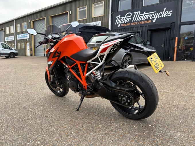 2025 Ktm 1290 Super Duke R