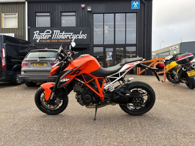 2025 Ktm 1290 Super Duke R
