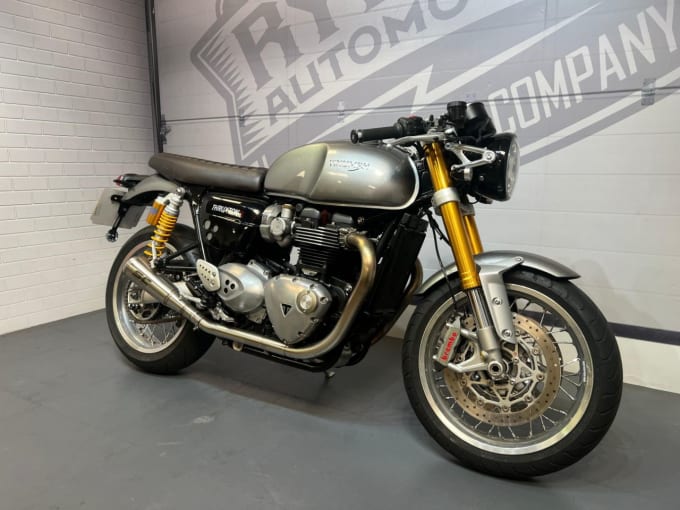 2025 Triumph Thruxton 1200 R