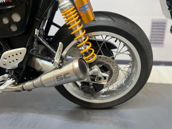2025 Triumph Thruxton 1200 R