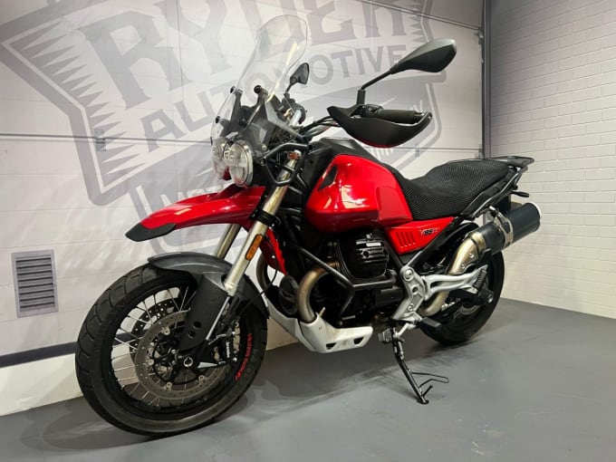 2025 Moto Guzzi V85