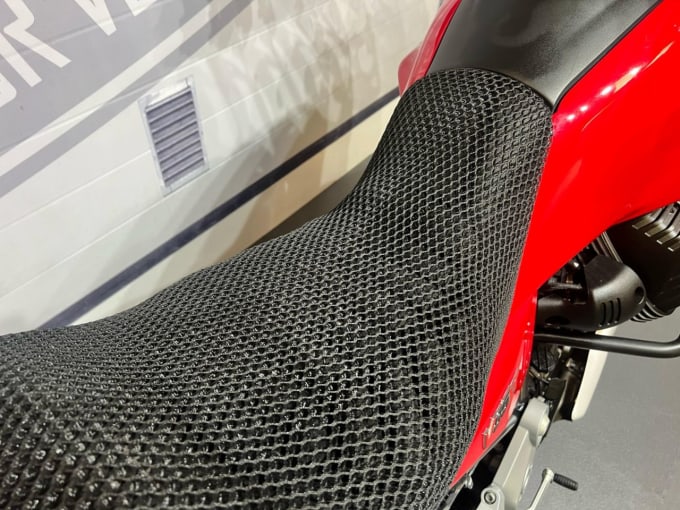 2025 Moto Guzzi V85