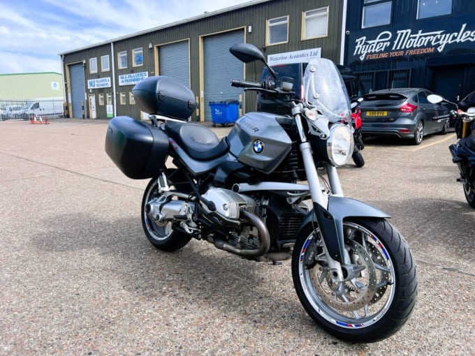 2025 BMW R 1200 R