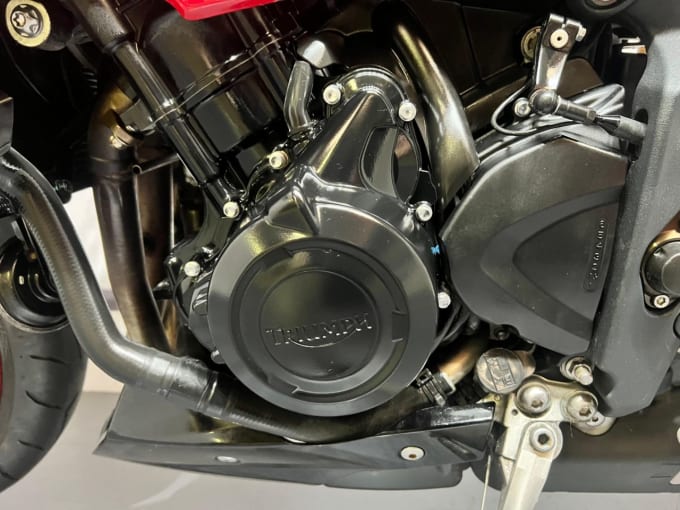 2025 Triumph Street Triple 675