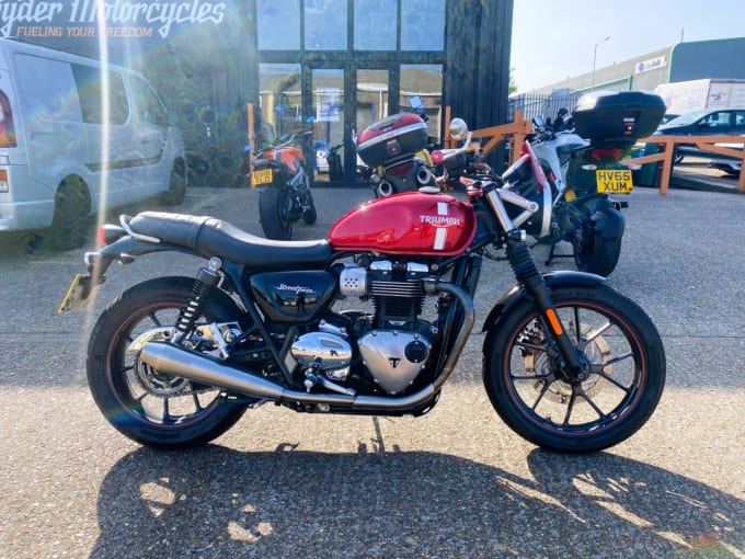 2025 Triumph Street Twin
