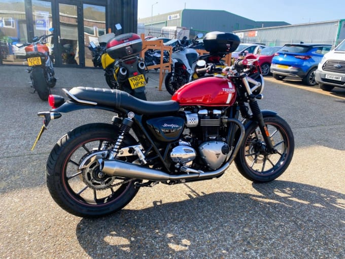 2025 Triumph Street Twin