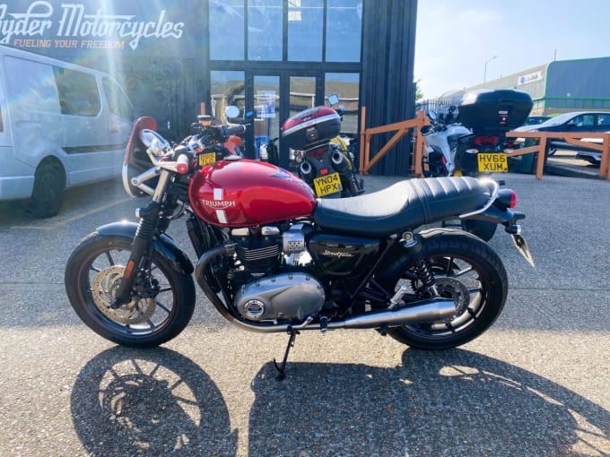 2025 Triumph Street Twin