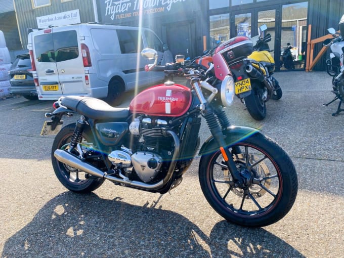 2025 Triumph Street Twin