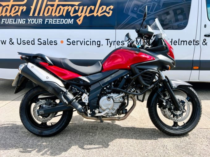 2025 Suzuki V-strom 650