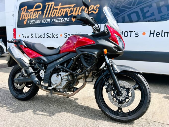 2025 Suzuki V-strom 650