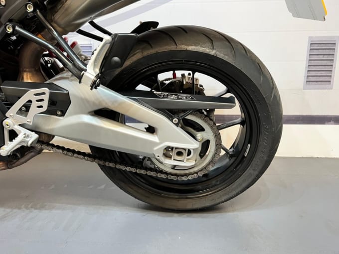 2025 Aprilia Shiver 750