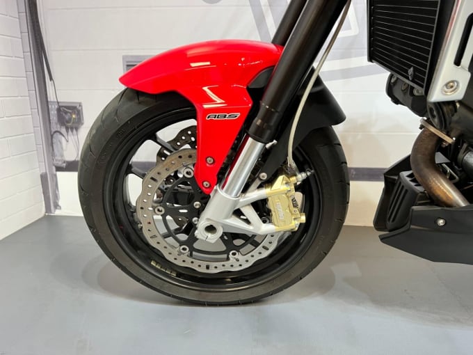 2025 Aprilia Shiver 750