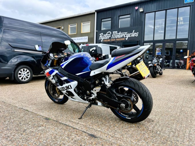 2025 Suzuki Gsxr 1000 K4