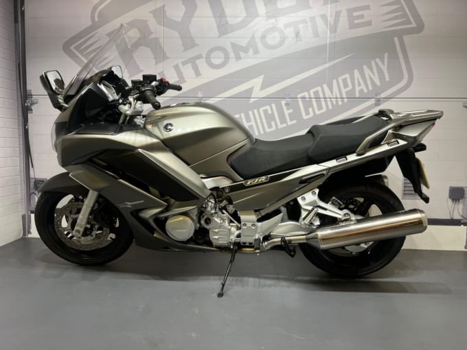2025 Yamaha Fjr1300