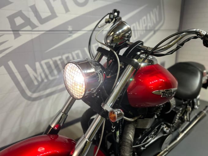 2025 Triumph Speedmaster 865