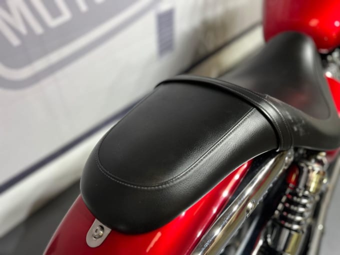 2025 Triumph Speedmaster 865