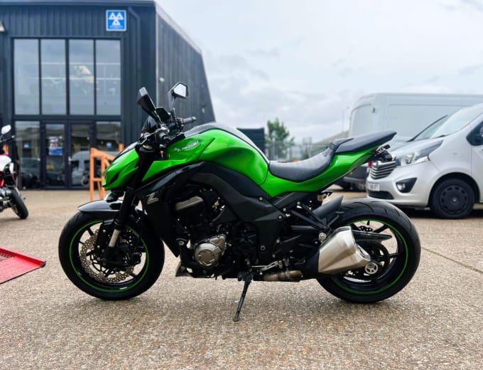 2025 Kawasaki Z1000