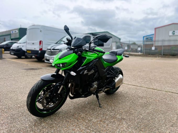 2025 Kawasaki Z1000