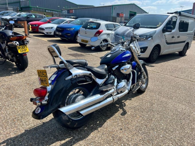 2025 Suzuki Intruder 800